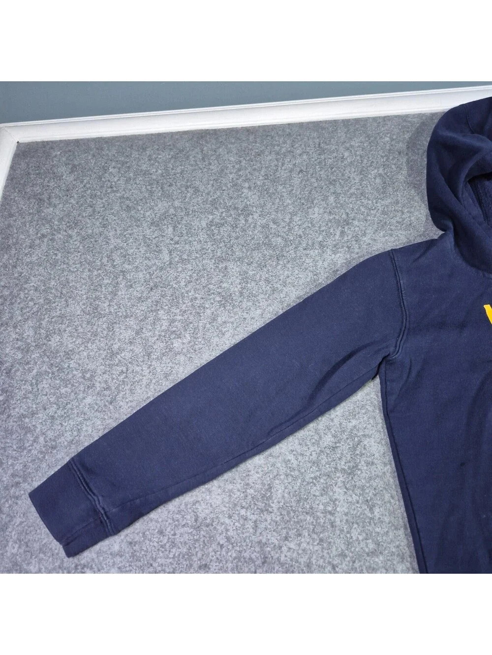 GEN 2 Michigan Wolverines Youth Sz 6/7 Hoodie Pullover U of M Logo